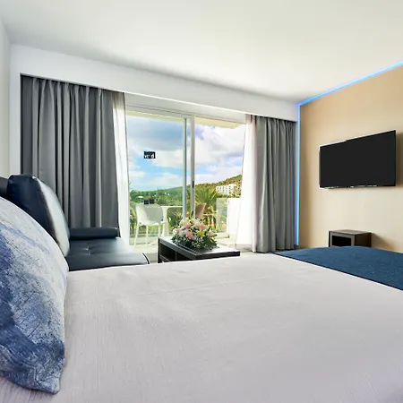 Bellevue Club Апарт-отель 3*
