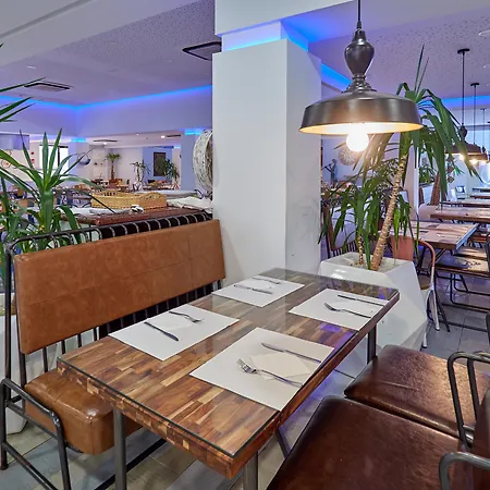 Bellevue Club Апарт-отель 3*